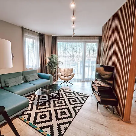 Luxury Haven By Iulius Mall Parking, Netflix Cluj-Napoca Exterior photo