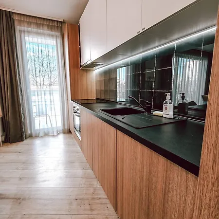 Luxury Haven By Iulius Mall Parking, Netflix Cluj-Napoca Exterior photo