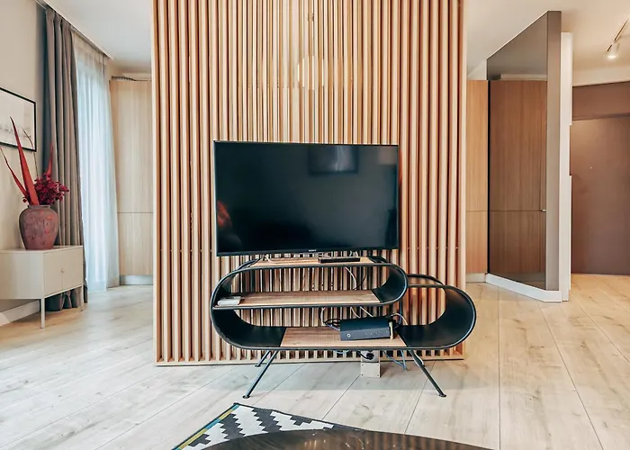 Luxury Haven By Iulius Mall Parking, Netflix